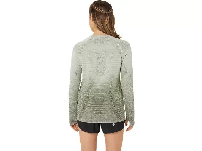 NAHTLOSES LANGARM-TOP FÜR DAMEN NAHTLOSES LANGARM-TOP FÜR DAMEN