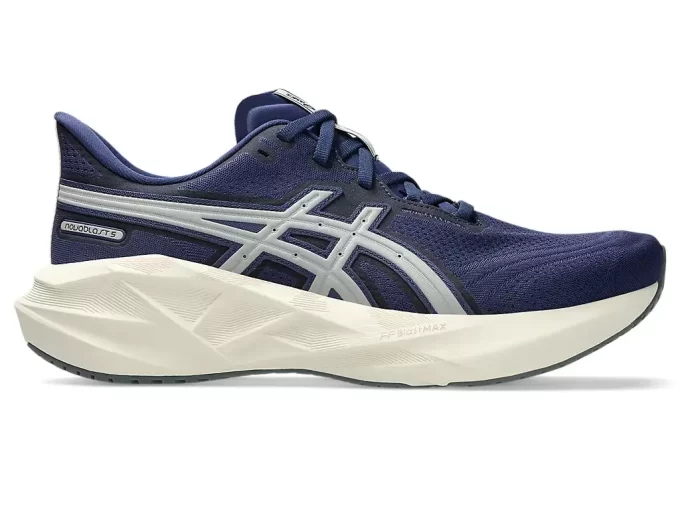 NOVABLAST 5 ASICS TRACK CLUB NOVABLAST 5 ASICS TRACK CLUB